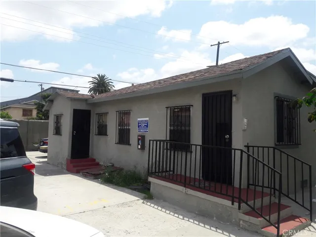 352 E 52nd Street E, Los Angeles, California 90011