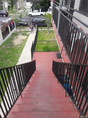 352 E 52nd Street E, Los Angeles, California 90011