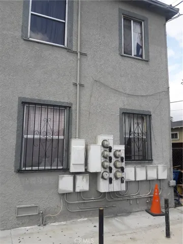 352 E 52nd Street E, Los Angeles, California 90011