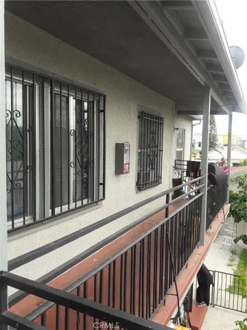 352 E 52nd Street E, Los Angeles, California 90011