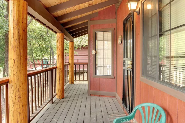 764 Moreno Lane, Sugarloaf, California 92386