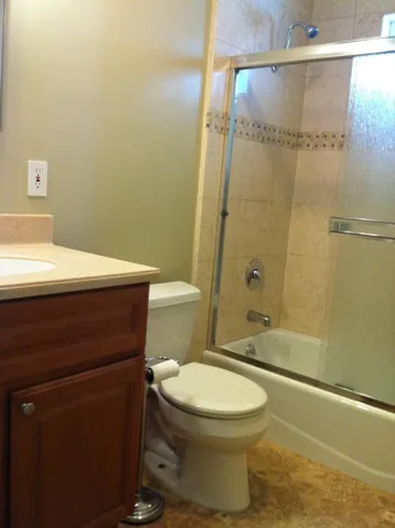 1140 El Camino Real 3, Burlingame, California 94010
