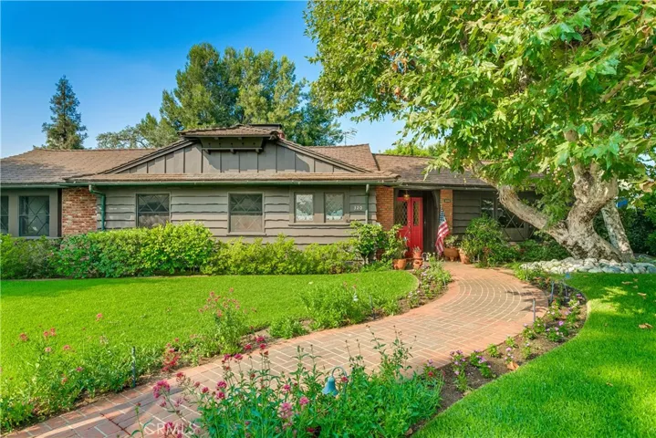 320 Cambridge Drive, Arcadia, California 91007