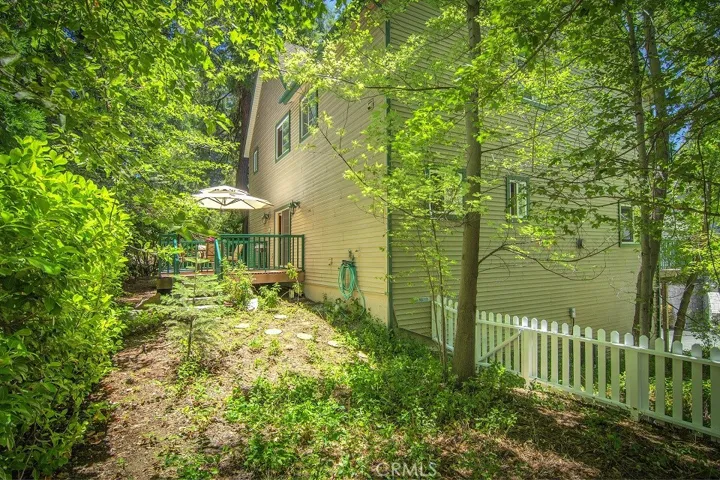 235 Garden Drive, Lake Arrowhead, California 92352
