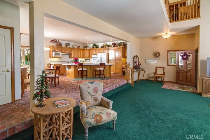 235 Garden Drive, Lake Arrowhead, California 92352