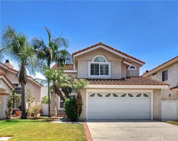 Newer-built pool home with one bed and full bath downstairs