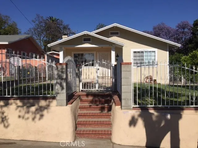 1428 N Raymond Avenue, Pasadena, California 91103