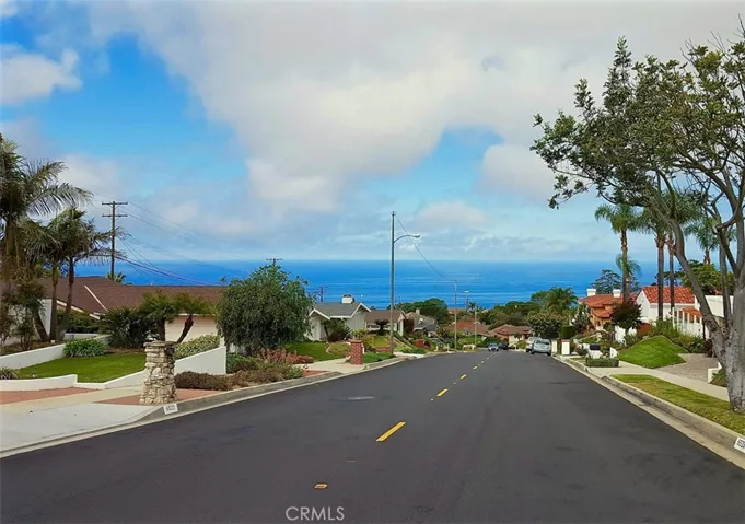 Ocean View Driving down Abbottswood Drive