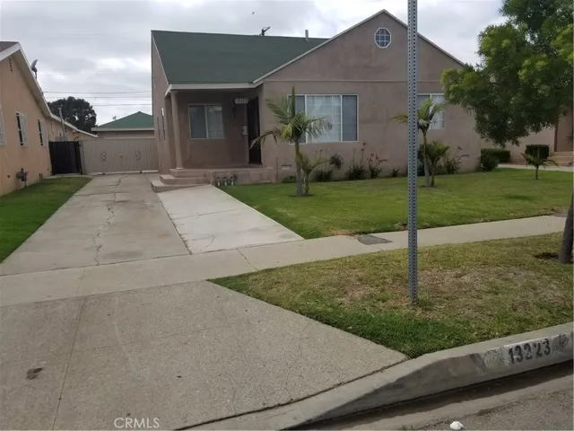 13223 Mettler, County – Los Angeles, California 90061