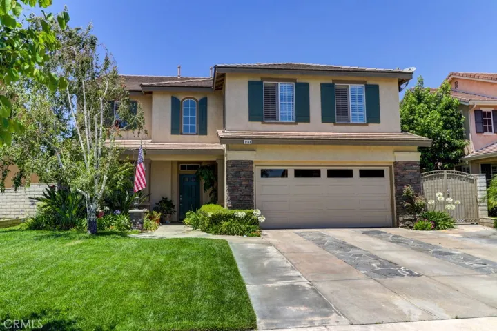 This home is amazing with great curb appeal!
