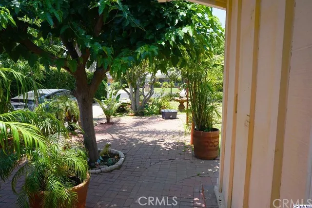 6844 Orion Avenue, Van Nuys, California 91406
