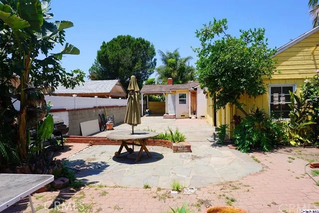 6844 Orion Avenue, Van Nuys, California 91406