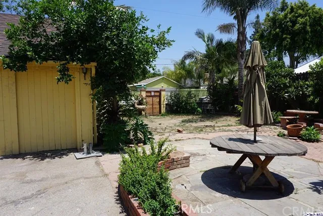 6844 Orion Avenue, Van Nuys, California 91406