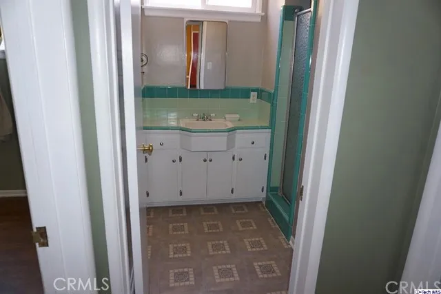 6844 Orion Avenue, Van Nuys, California 91406
