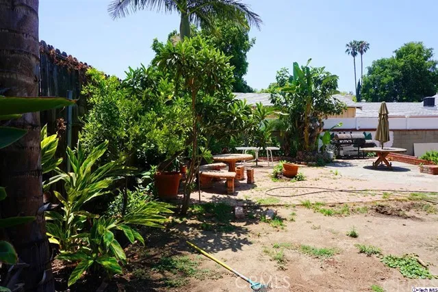 6844 Orion Avenue, Van Nuys, California 91406