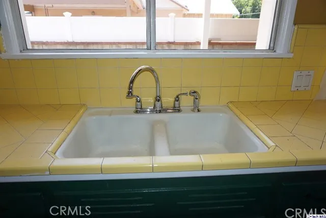 6844 Orion Avenue, Van Nuys, California 91406