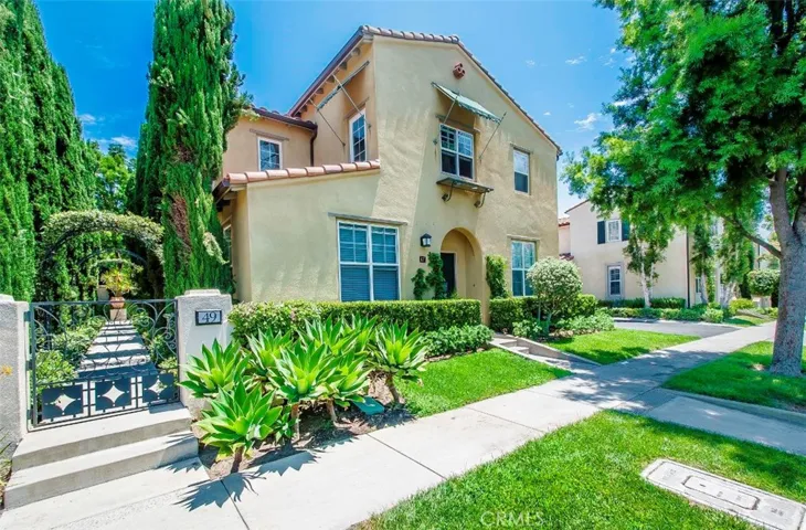 49 Modesto, Irvine, California 92602