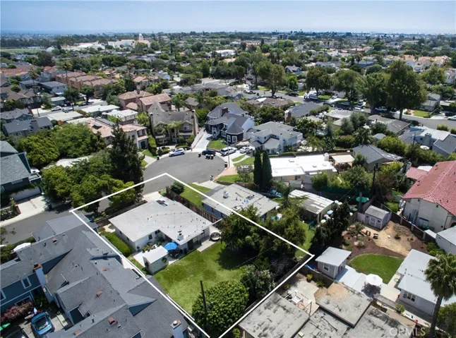 1593 Riverside Place, Costa Mesa, California 92627