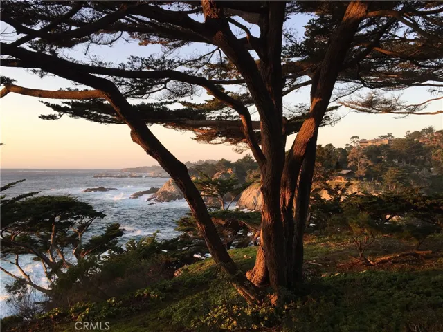 152 Spindrift Rd., Carmel-by-the-sea, California 93923