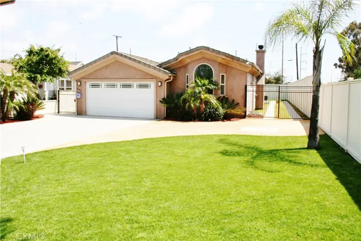 5042 W 119th Place, Hawthorne, California 90250