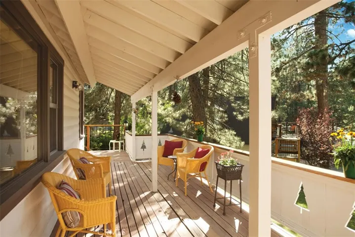 507 Blue Jay Road, Big Bear, California 92315