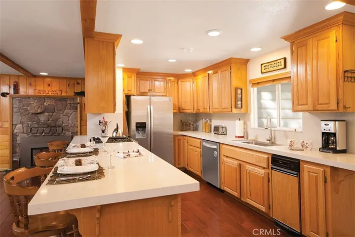507 Blue Jay Road, Big Bear, California 92315