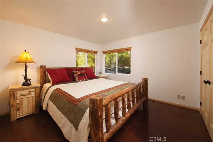 507 Blue Jay Road, Big Bear, California 92315