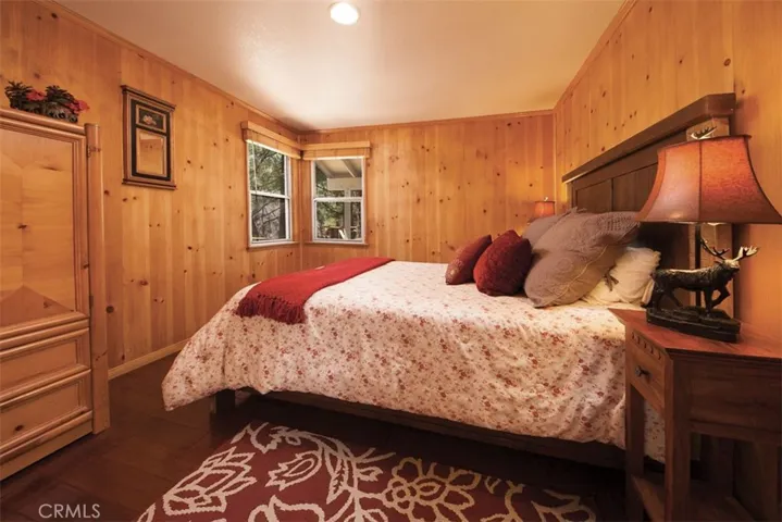 507 Blue Jay Road, Big Bear, California 92315