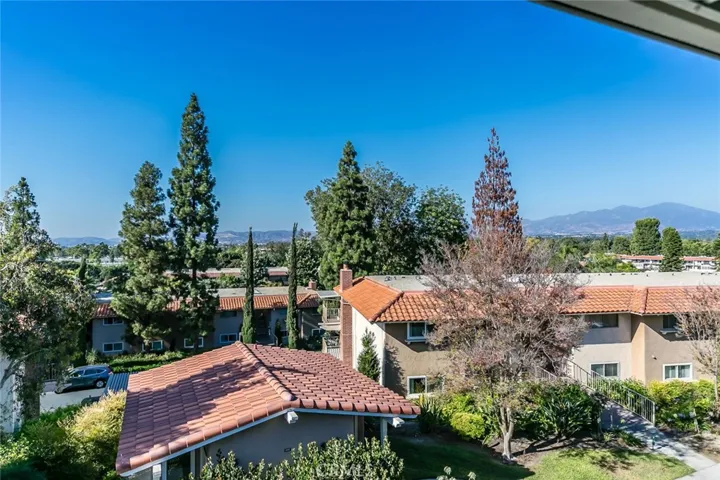 2293 Via Puerta O, Laguna Woods, California 92637