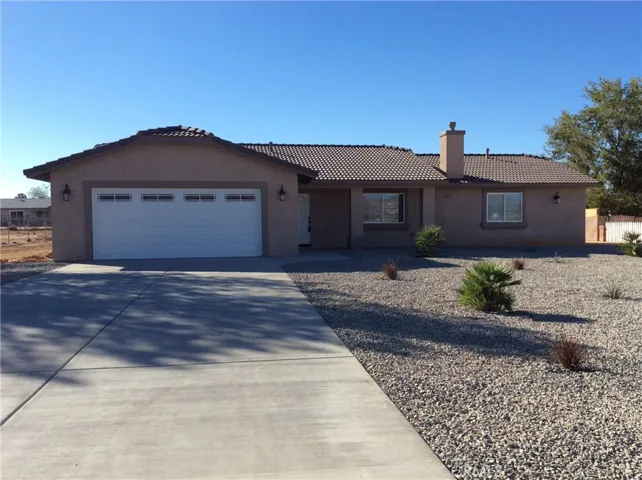 10859 Sauk Court, Apple Valley, California 92308