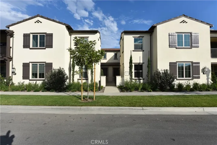 104 Superior, Irvine, California 92620
