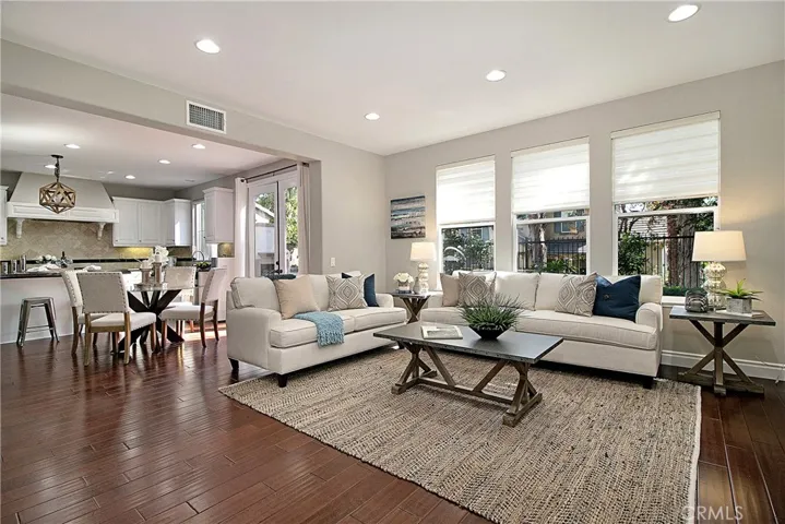 16 Monrovia, Irvine, California 92602