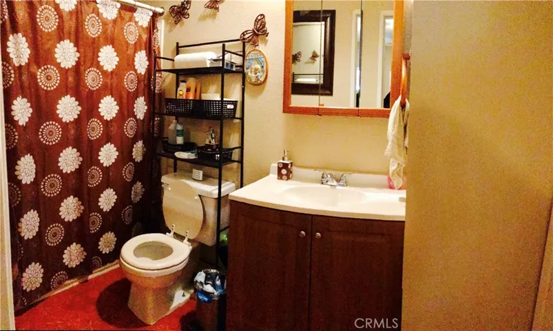 11917 Pepper Street, Bloomington, California 92316