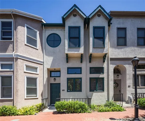 1106 Oceanaire Drive 20, San Luis Obispo, California 93405