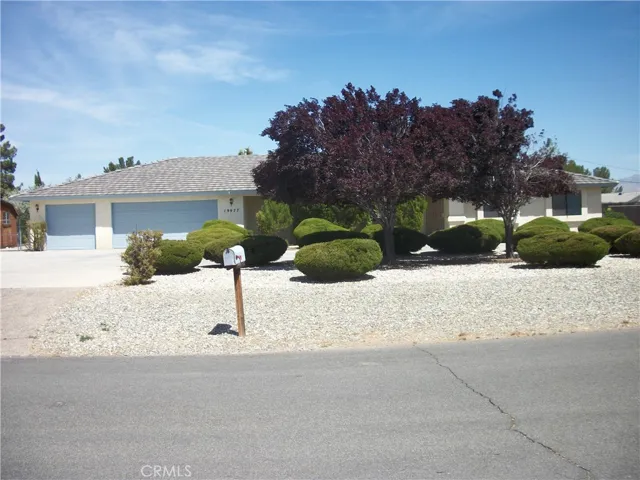 19977 Haida Road, Apple Valley, California 92307