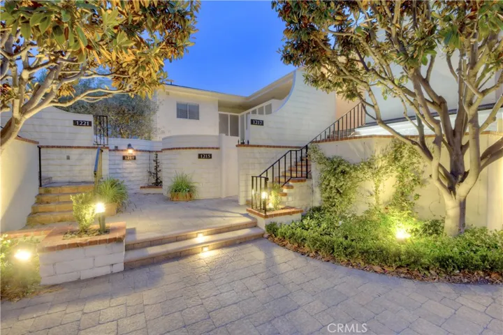 Front walk-up Entry Gate