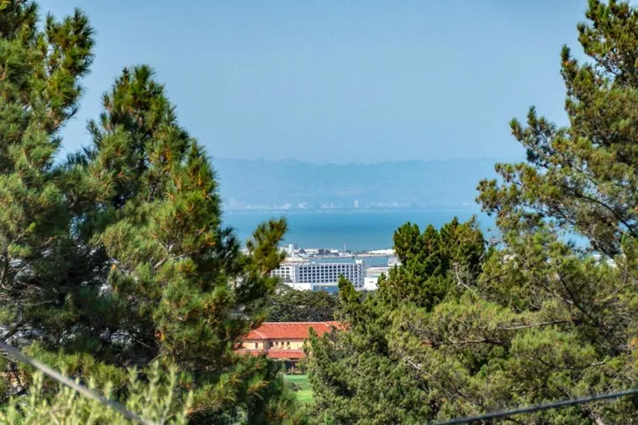 1090 Ahwahnee Drive, Millbrae, California 94030