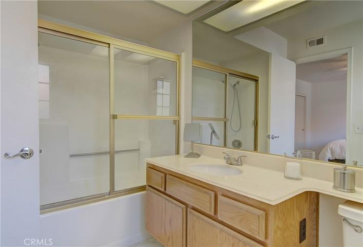 Large ensuite bath in second master...lots of vanity space.