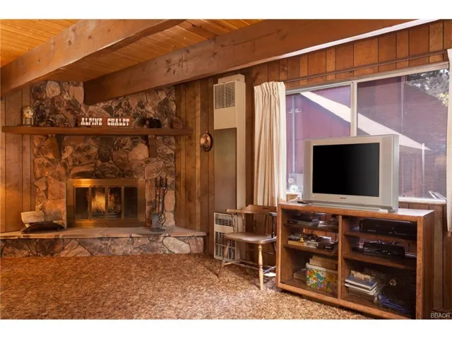 964 Michael Avenue, Big Bear, California 92314