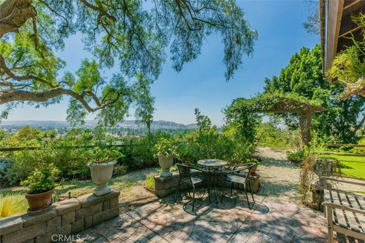 1609 Vermont Place, Pomona, California 91768