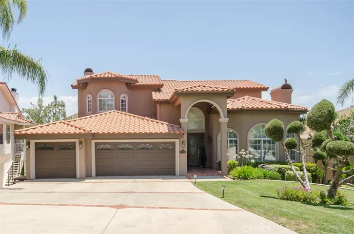 22066 San Joaquin Drive W, Canyon Lake, California 92587