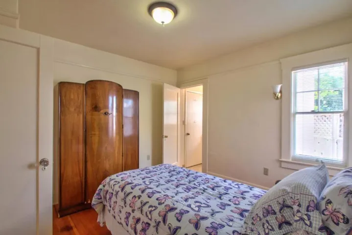200 1st Street, Pacific Grove, California 93950