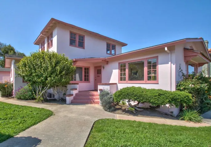 200 1st Street, Pacific Grove, California 93950