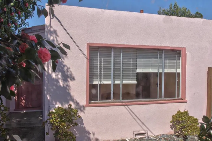 200 1st Street, Pacific Grove, California 93950
