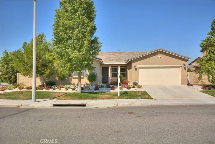 6933 Whisperwind Drive, Eastvale, California 92880