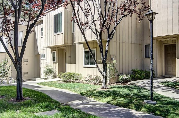 22275 Vista Verde Drive, Lake Forest, California 92630