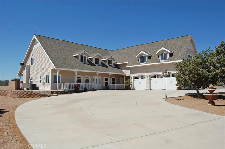 11245 Joshua Street, Oak Hills, California 92344
