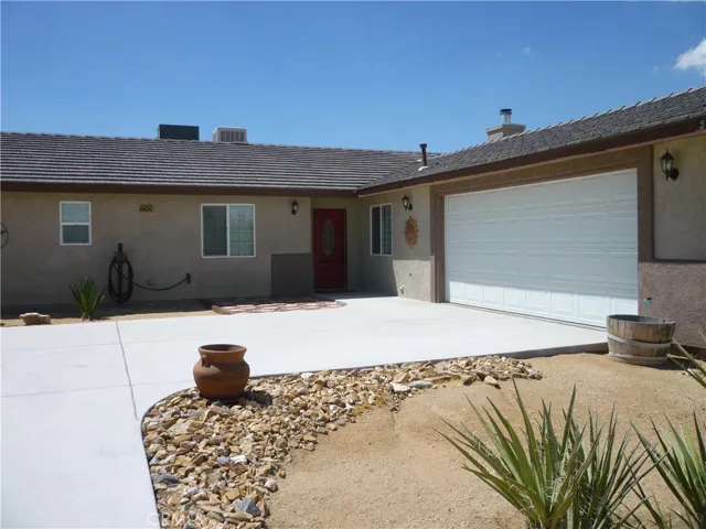 6656 San Angelo Avenue, Joshua Tree, California 92252