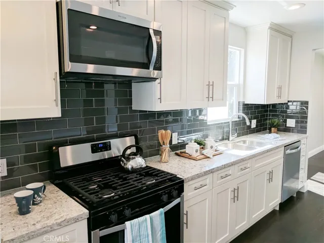 11426 Pomering Road, Downey, California 90241