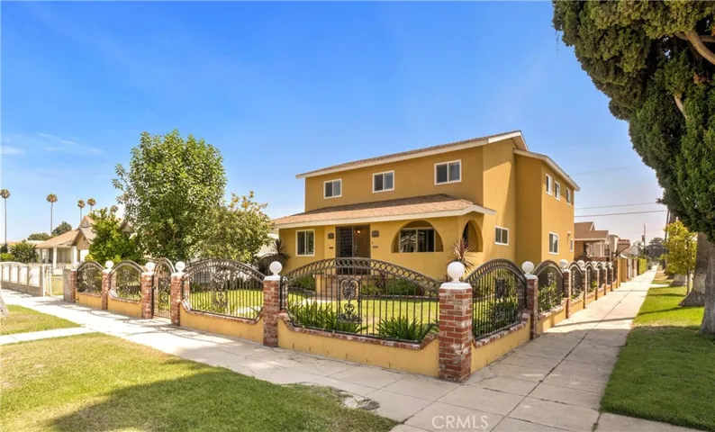 4196 2nd Avenue, Los Angeles, California 90008